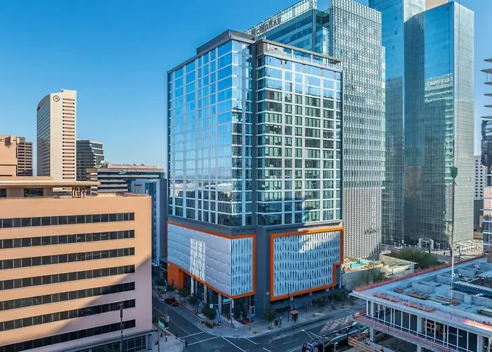 Boulevard Downtown Highrise Stu Sky Pool Parking Gym 09 Apartment Phoenix
