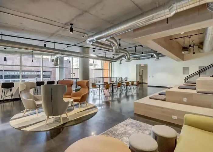 Apartment Boulevard Downtown Highrise Stu Sky Pool Parking Gym 09 Phoenix